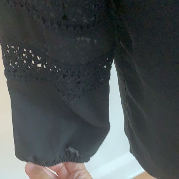 🌈3/$20 Catherine Malandrino black long sleeve crochet boho blouse - Picture 3 of 7